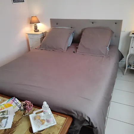 La P'tite Etape Bed and Breakfast *