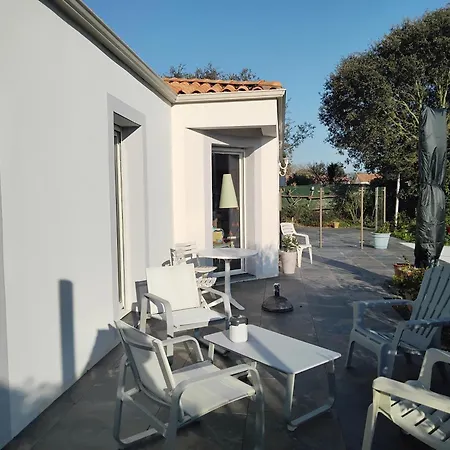 Bed & Breakfast La P'tite Etape Talmont-Saint-Hilaire